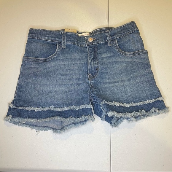 Levi's Girls' Girlfriend Fit Denim Shorty Shorts - Picture 3 of 4